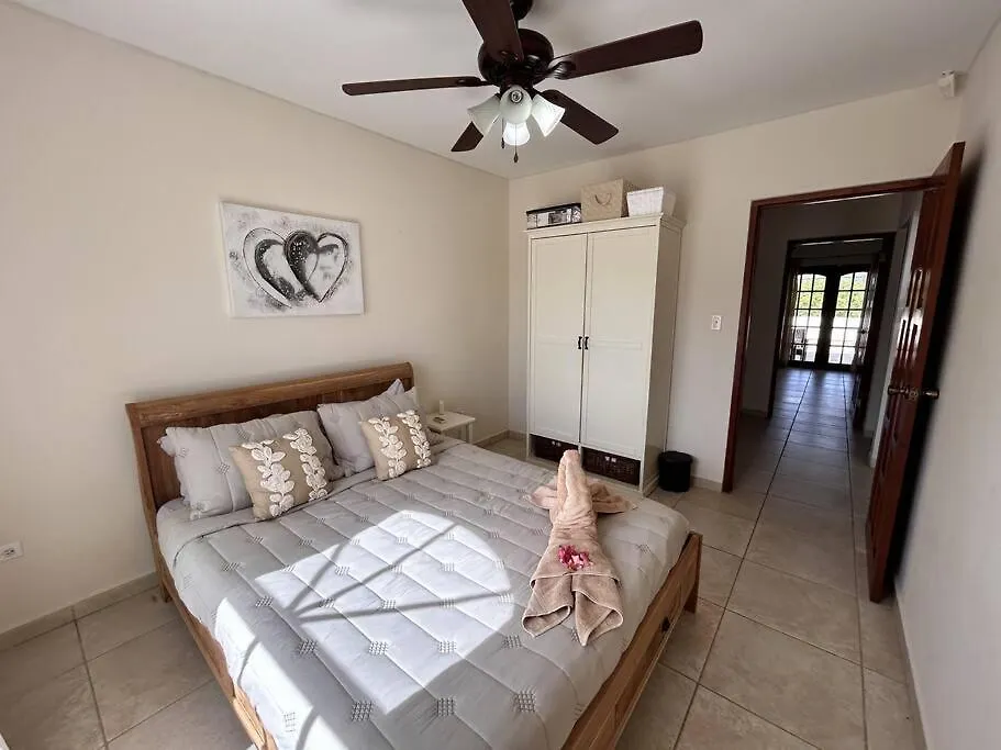 Jolie Villa Entire Villa In Noord, Aruba Palm Beach